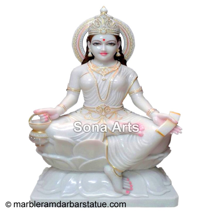 Gayatri Idol online